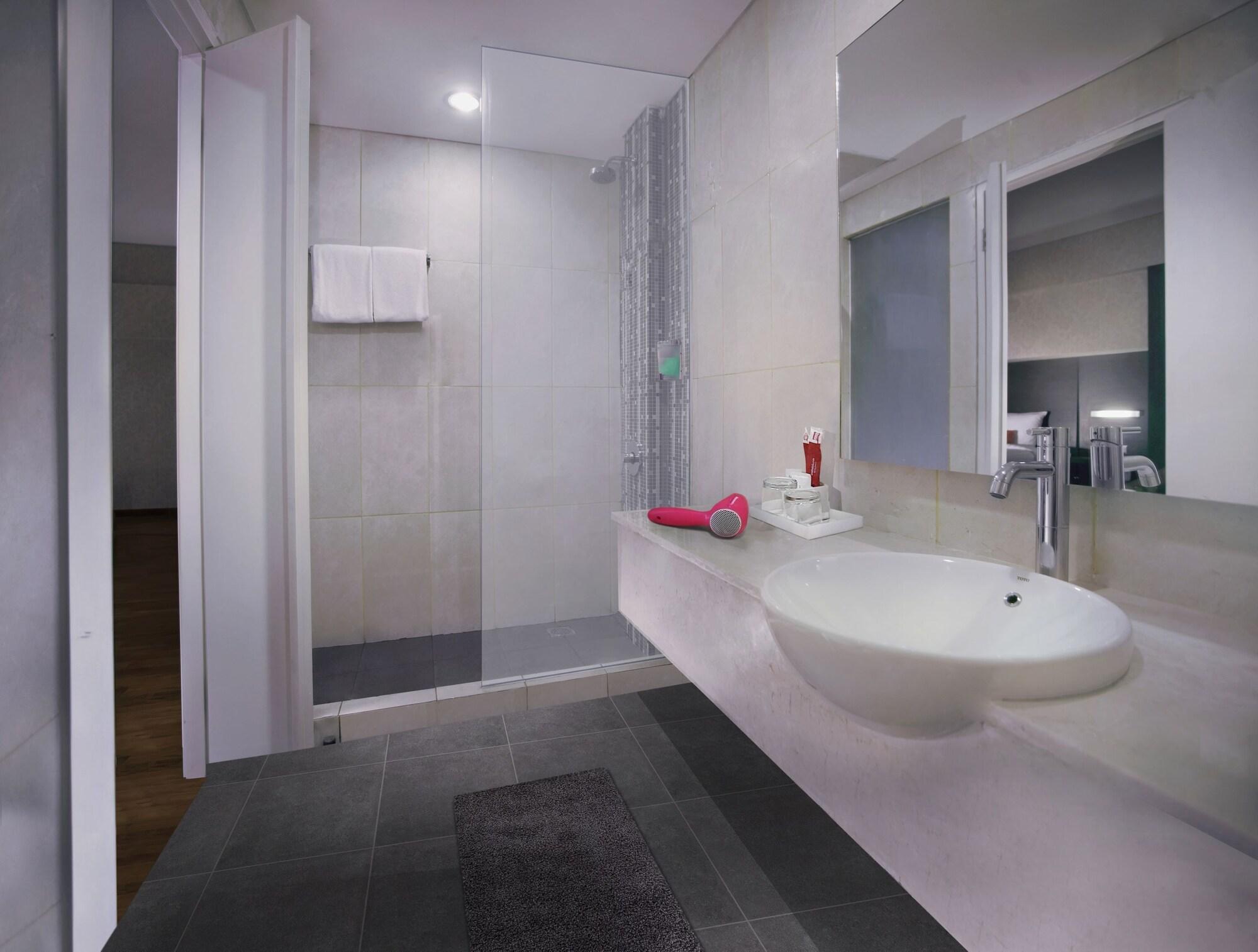 Favehotel Graha Agung Surabaya Exterior photo